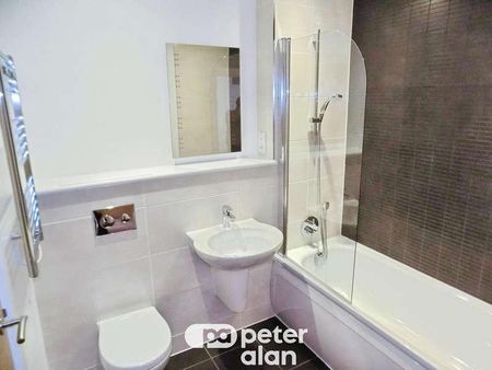 Selskar Court, Usk Way, NP20 - Photo 3