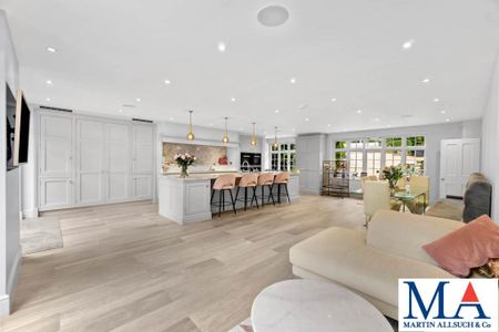 5 bedroom detached house to rent - Photo 4