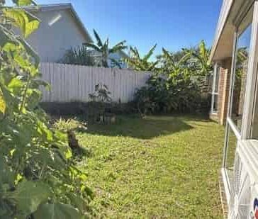 Seeking space, comfort, and convenience. - Photo 2