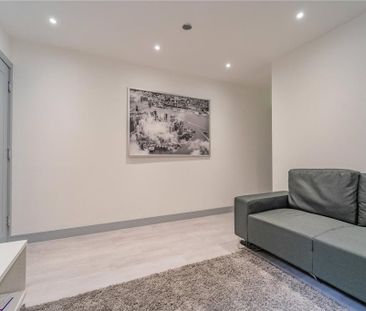 8 bedroom house to rent - Photo 2