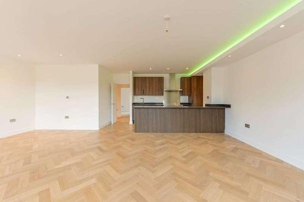 Oakwood House, Shoreditch, E2 - Photo 1