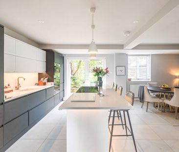 3 bedroom semi-detached house to rent - Photo 3