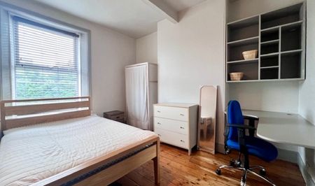 Spacious 6 bedroom House with 2 bathrooms - Photo 5