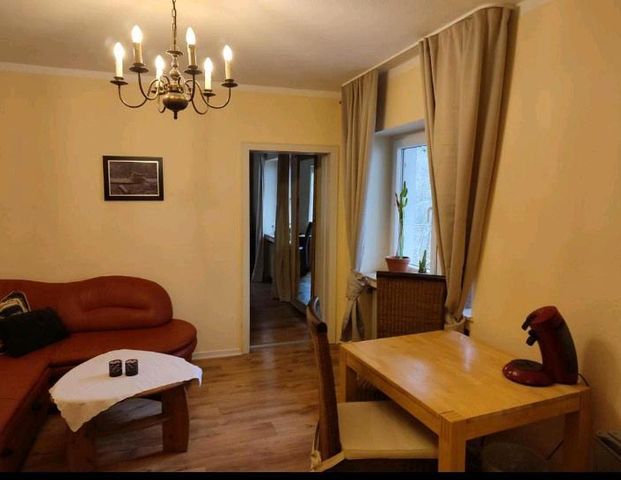 Apartment & Zimmer & Wohnung voll möbeliert - Photo 1