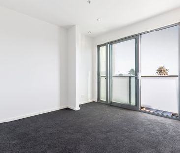 Perfectly Located One Bedroom Apartment - Photo 1