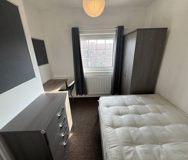 Gale Lane, Acomb - P10827 - Photo 6