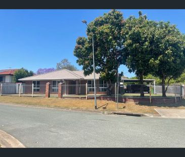 38 Albert Street, Goodna, Qld 4300 - Photo 6
