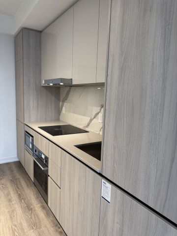 For Lease - 8 Interchange Way Unit# 2505, Vaughan, Ontario - Photo 5