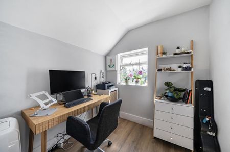 3 bedroom terraced house to rent - Photo 4
