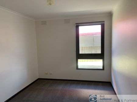 Lovely Family Home - Photo 2