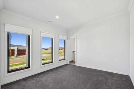 5 Elimbah Street, Beveridge. - Photo 3