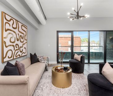 For Lease - 781 ERIE Street Unit# 404, Windsor, Ontario - Photo 1