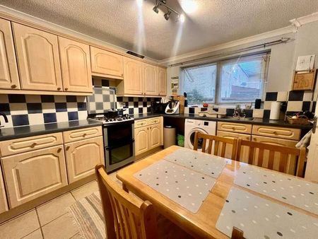 Frederick Talbot Close, Soham, CB7 - Photo 2