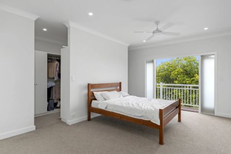 Spacious Family Home in Premium Sherwood Locale - Photo 4