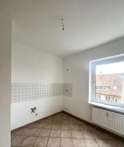 Wunderschön - renovierte 3R.-Whg. mit Balkon - Jetzt zuschlagen - Photo 3