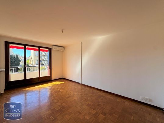 Location Appartement 3 pièces 70m² MARSEILLE 5ème - Photo 1