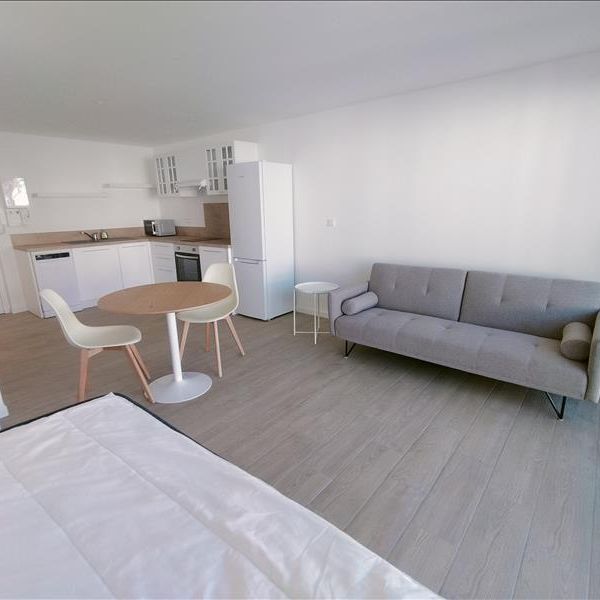 1 pièce - Meublé - 31,9 m² - 3ème étage - Colocation non autorisée - Photo 1