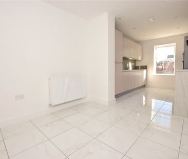 149, Magnolia Road, Seacroft, Leeds, West Yorkshire, LS14 6WQ - Photo 3