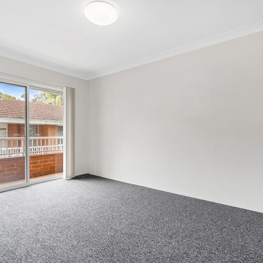 Three Bedroom Townhouse - Photo 1