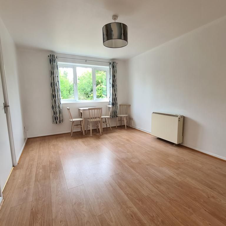 1 bedroom apartment to rent - Photo 1