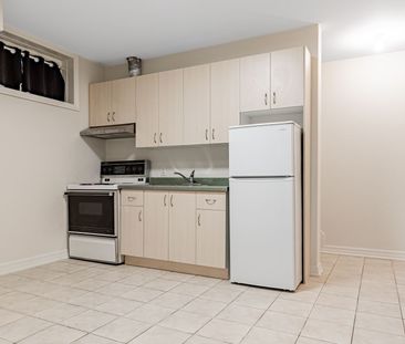 For Lease - 20 Roberta Drive Unit# Bsmt, Toronto, Ontario - Photo 6