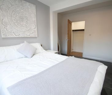 5 bedroom terraced house to rent - Photo 6