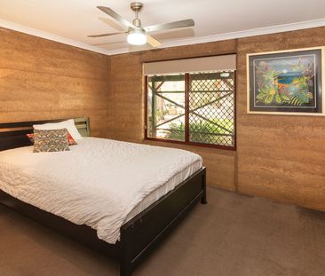 Partly Furnished 3x2 Bush Retreat - Photo 6