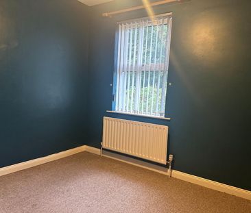 3 Bed Semi-detached House - Photo 4