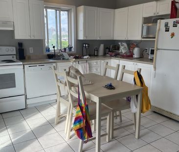 1 - 4 Armstrong Street - Photo 1