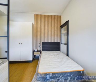 Borough Road, Middlesbrough - Photo 1