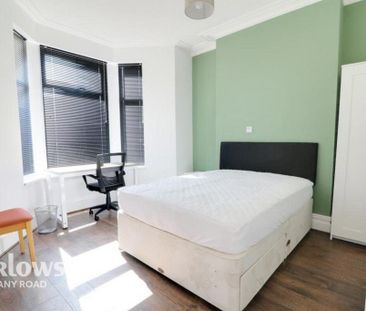 4 bedroom terraced house to rent - Photo 4