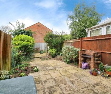 2 bedroom terraced house to rent - Photo 6