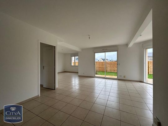 Location Maison 6 pièces 143m² MAZE MILON 49630 - Photo 1