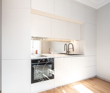 Rue Bassano, - Photo 1