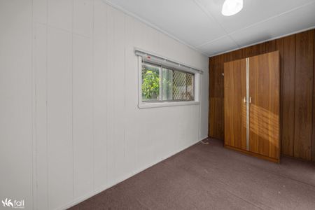 Newly Renovated 2 Bedroom Unit - Photo 2