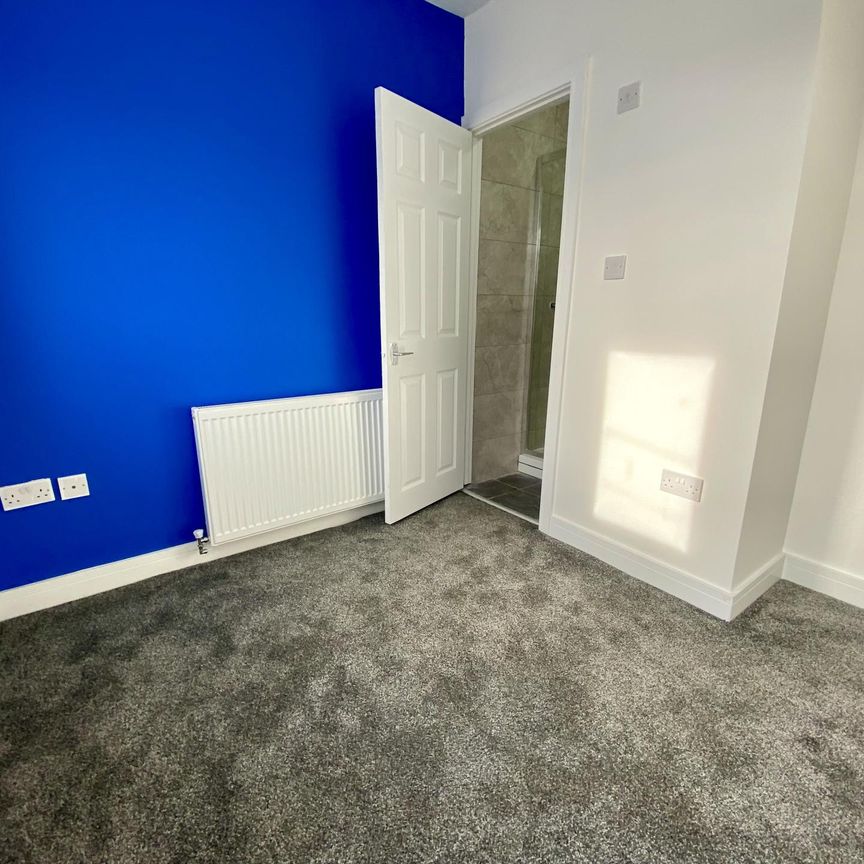 Dunstan Street, Bolton - Photo 1