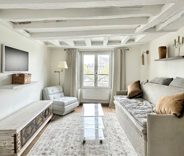 Appartement à louer Quai aux Fleurs, Paris 4ème - Photo 2