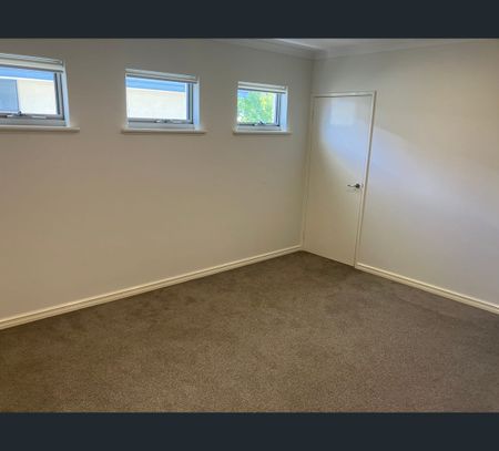17B Blaven Way, Ardross, WA 6153 - Photo 4