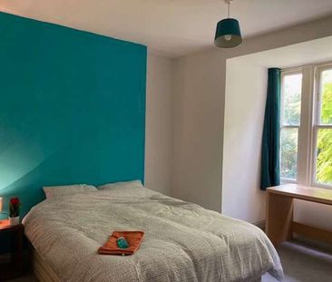 Princes Street Room 6 - Photo 6