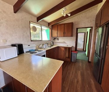 Comfortable and Cosy on Calvert - Photo 2