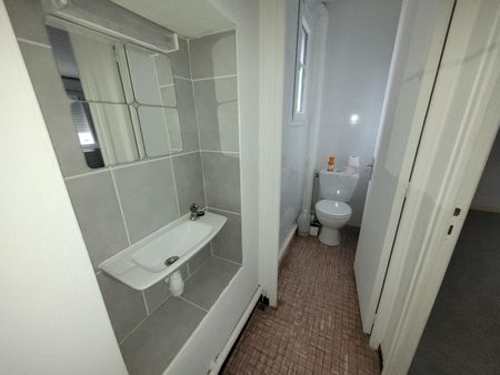 Location Appartement 2 pièces 52m² CAMBRAI 59400 - Photo 3