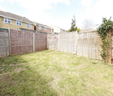 2 bedroom end of terrace house to rent - Photo 5