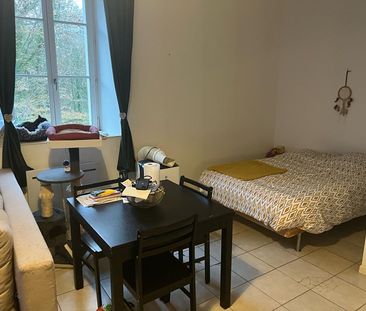 Location Appartement 1 pièce 34m² - Photo 2