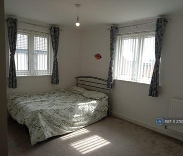 3 bedroom detached house to rent - Photo 2