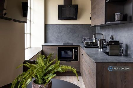 Studio to rent - Photo 3
