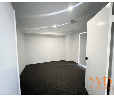 Stylish Brand New 4x2 Home in Hammond Park - Photo 5