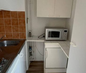 METZ GARE -STUDIO RENOVE - 22 M2 - APPARTEMENT CONVENTIONNE APL - Photo 3