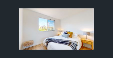 Light, Bright, and ready to make your own. - Photo 4