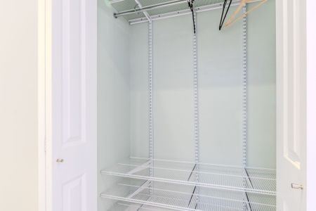 For Lease - 24 Paramount Court Unit# Main, Toronto, Ontario - Photo 4