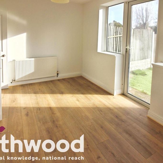 3 bedroom semi-detached house to rent - Photo 1